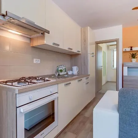 Apartment Nerezinac